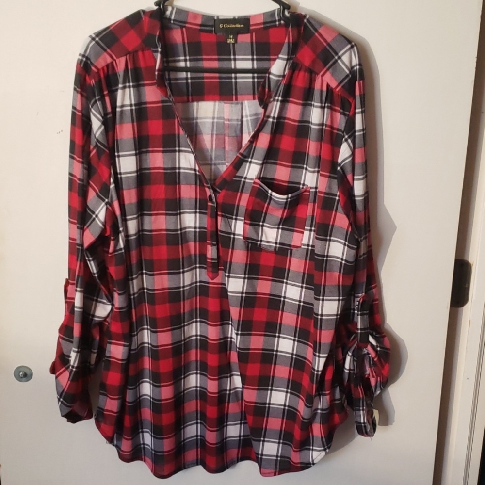 Super soft plaid flannel style shirt